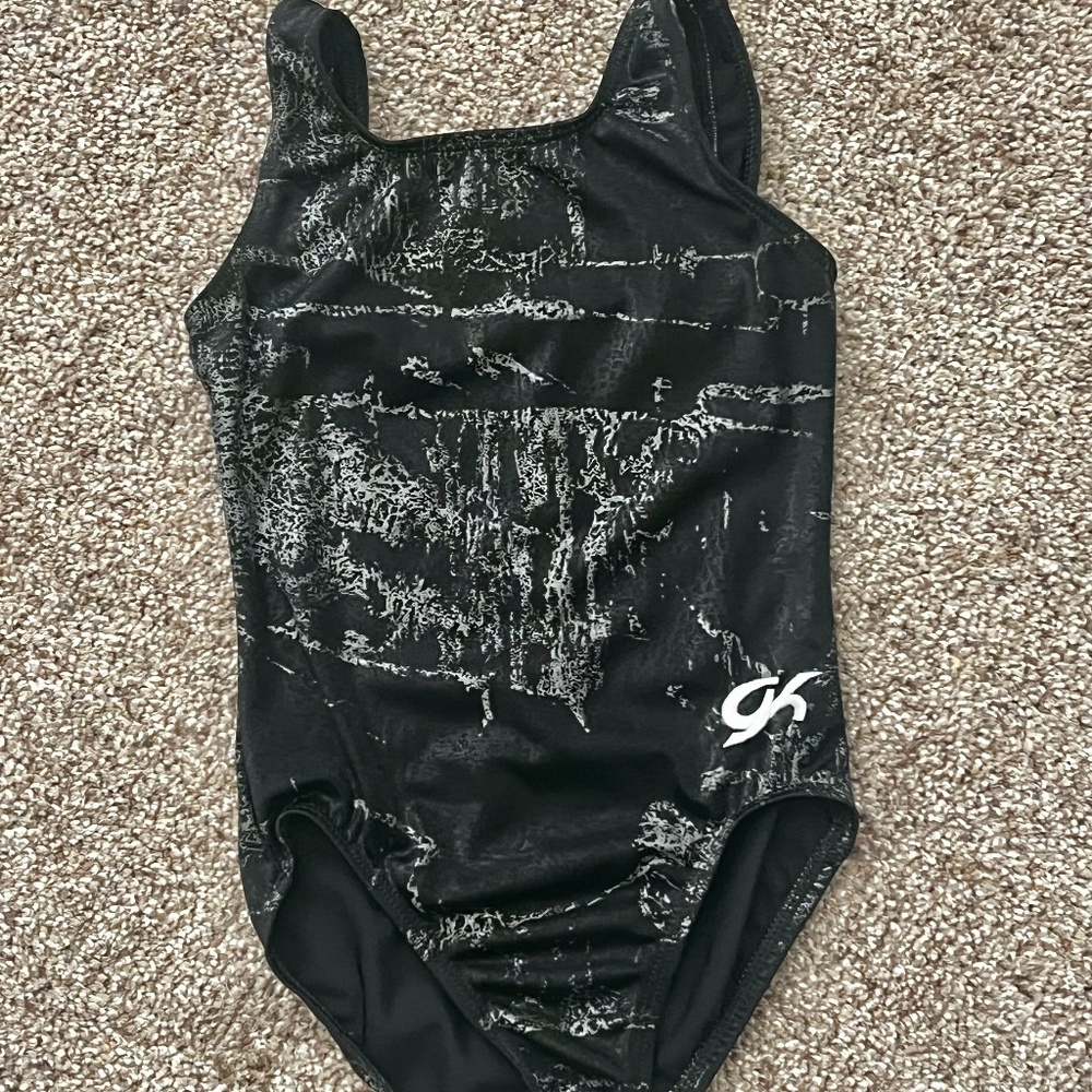 GK Black and Silver Leo CXS